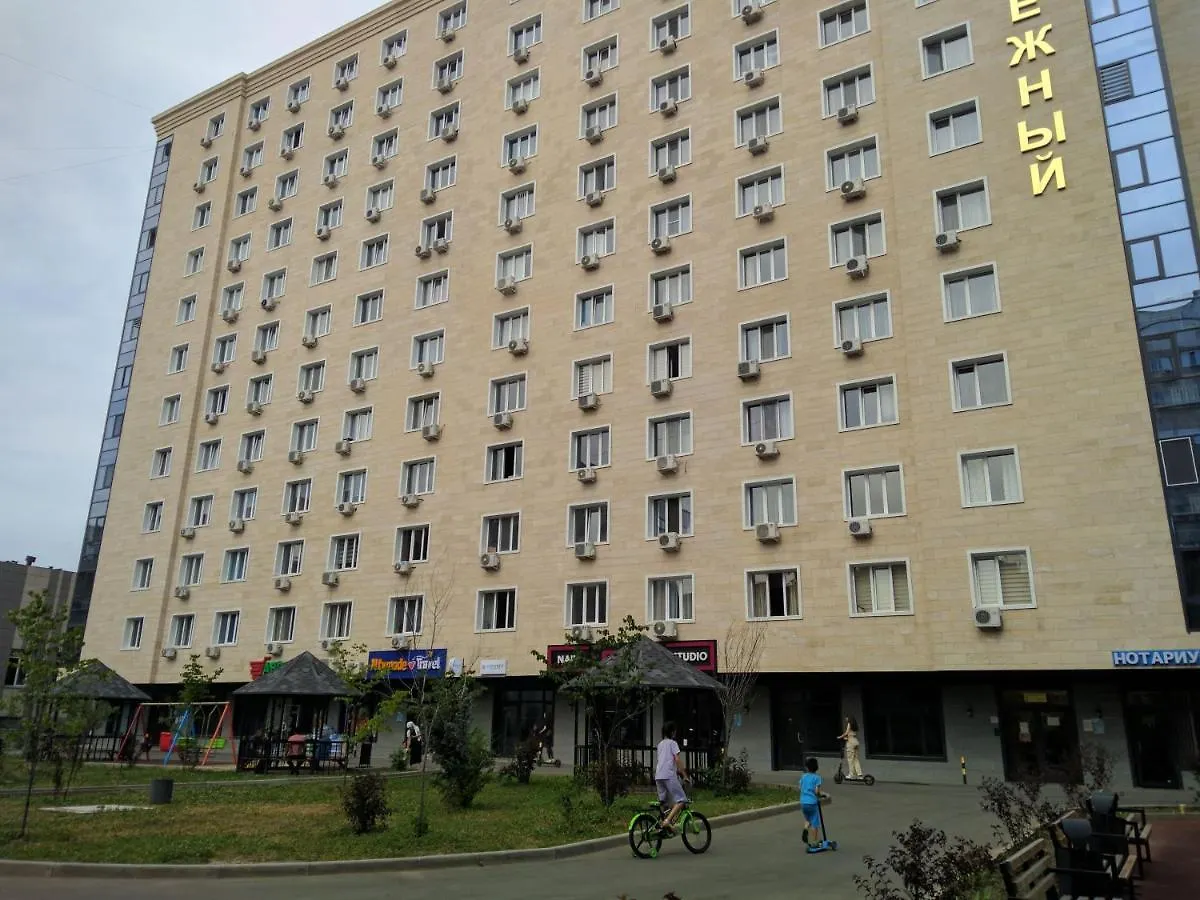Романтическая Студия В Молодежке Almaty Appartamento