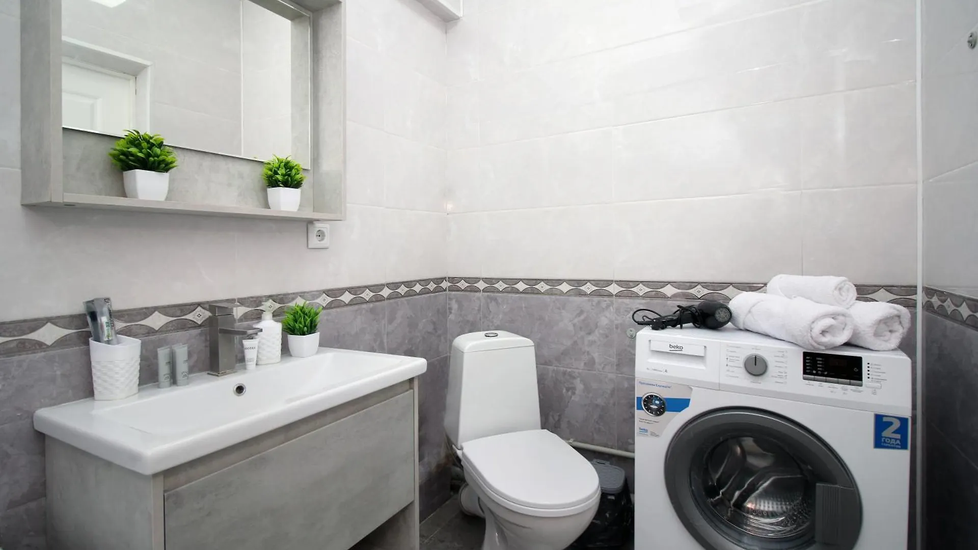 Apartment Романтическая Студия В Молодежке Almaty